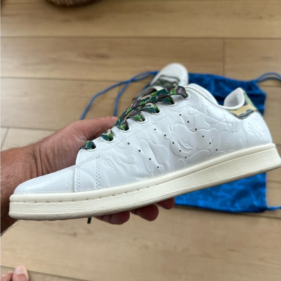 Adidas White Sneakers with Camouflage Accents - Picture 11 of 16